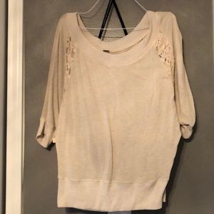 Women’s 3/4 length sleeve sweater